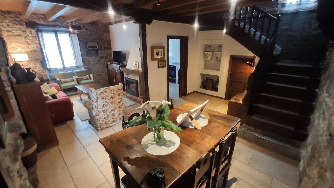 El Colladin Guest House Llerices Luaran gambar