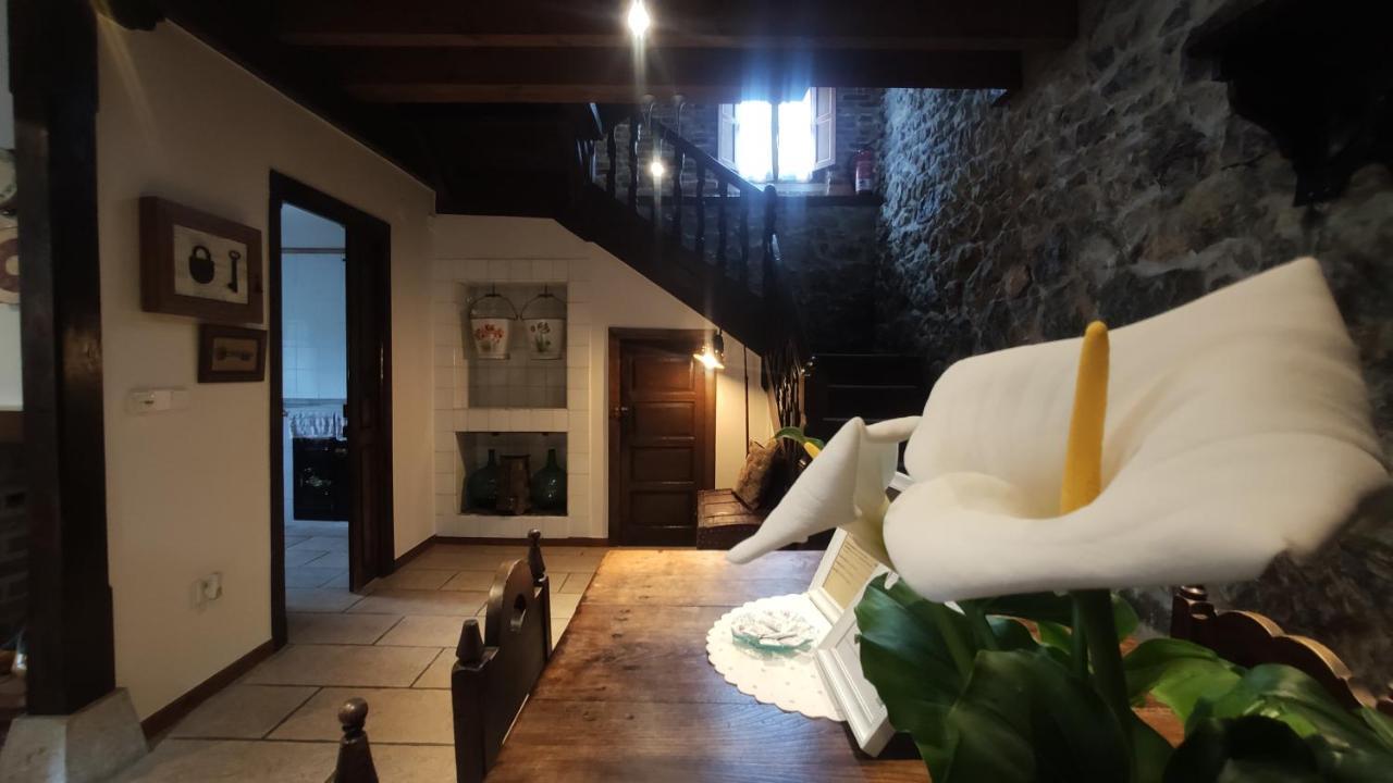 El Colladin Guest House Llerices Luaran gambar