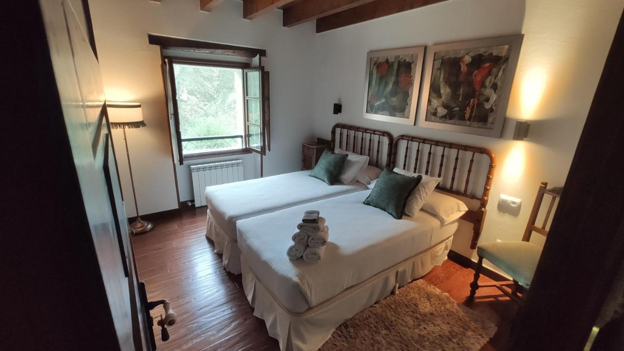 El Colladin Guest House Llerices Luaran gambar