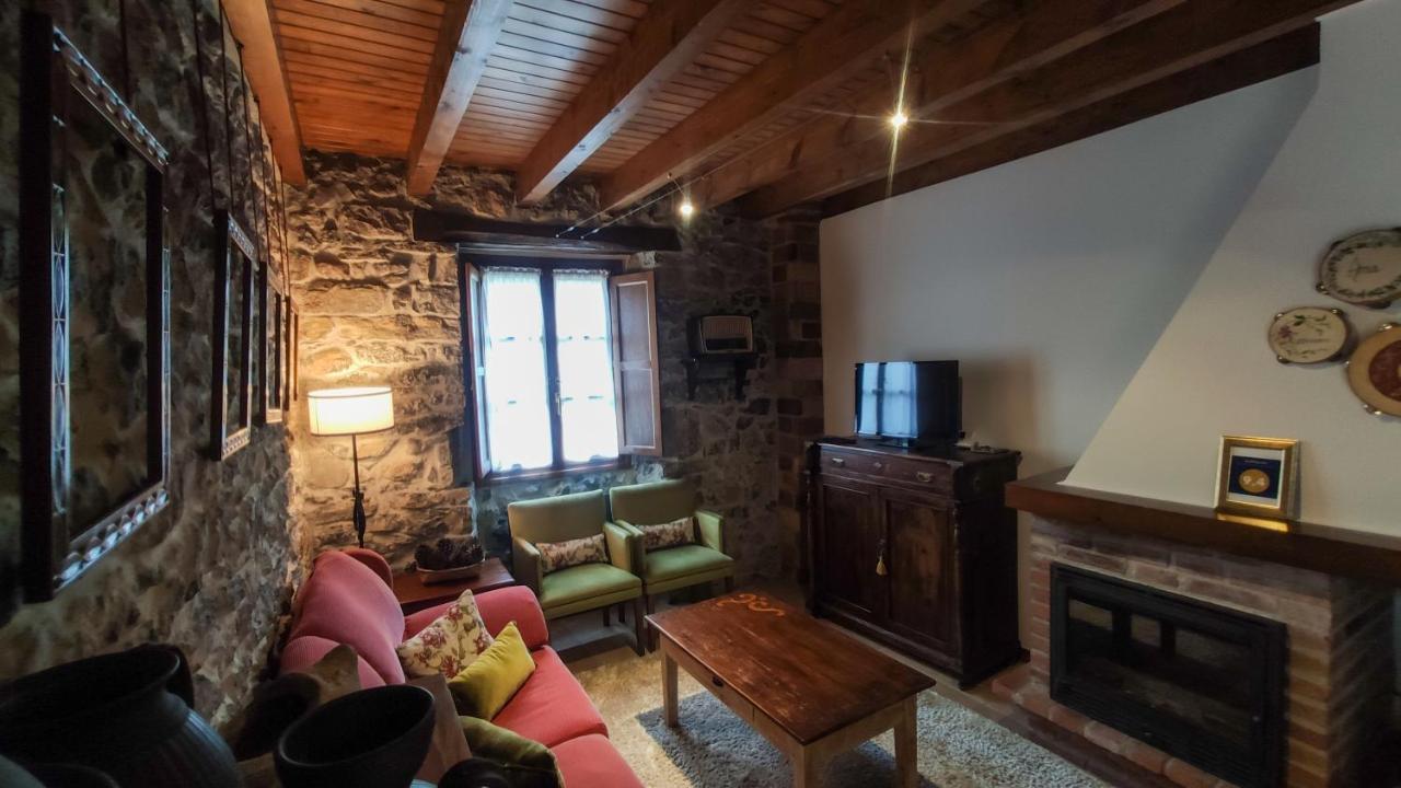 El Colladin Guest House Llerices Luaran gambar